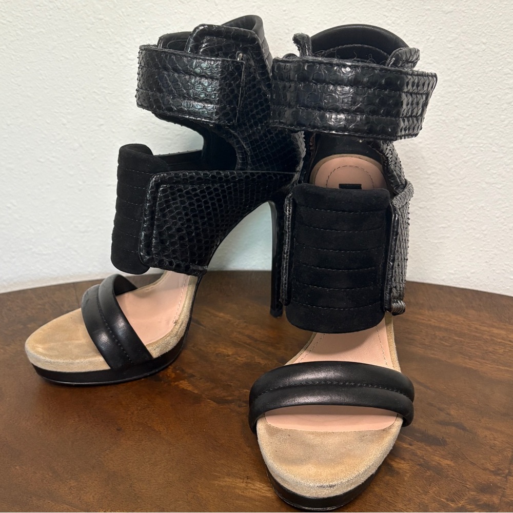 Barbara bui high heels open toe shoes snake effect black leather. Size 39